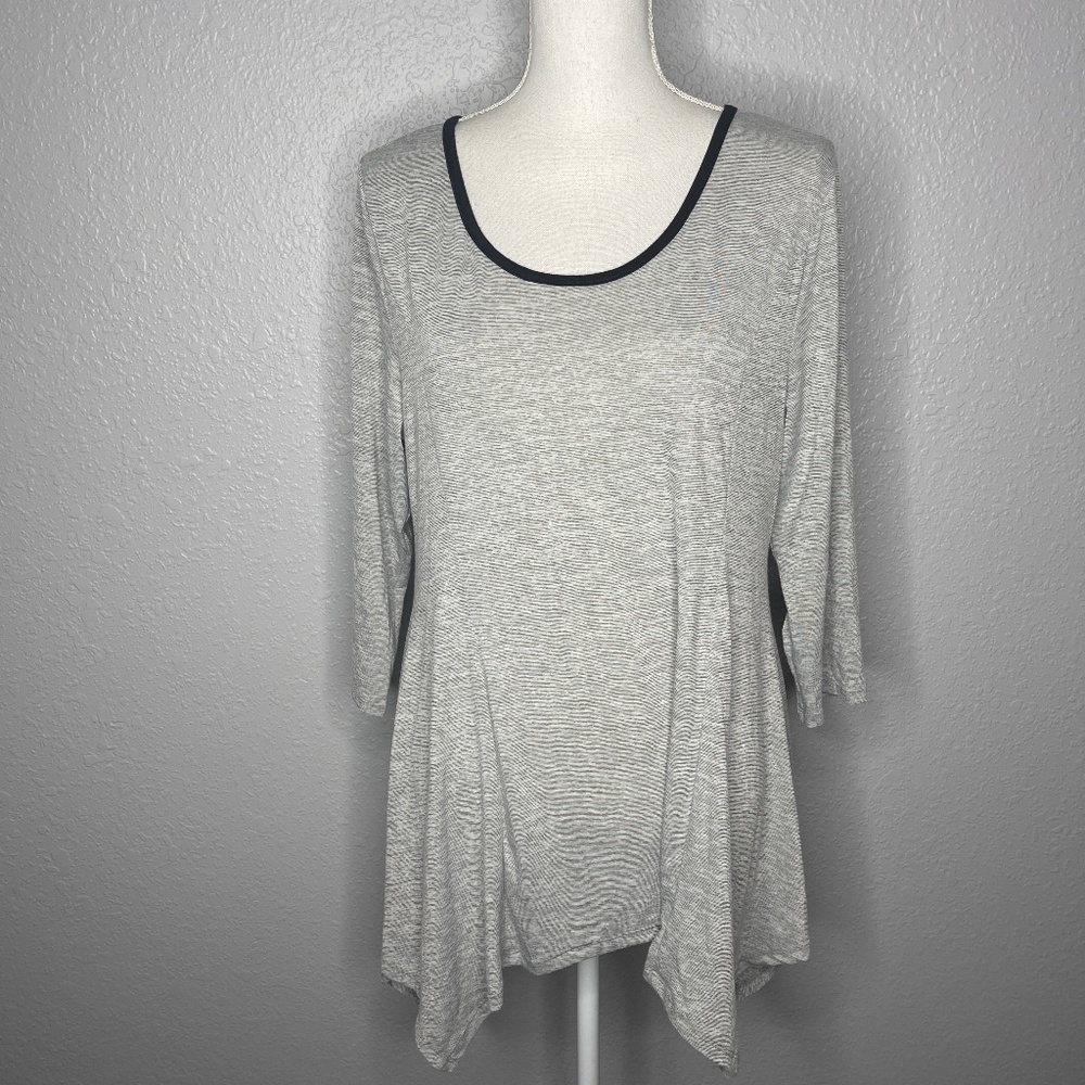 Women's Susan Larence light long‎ sleeve tunic top Size Large gray & white